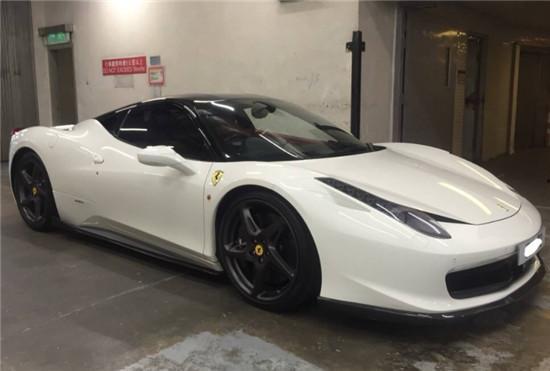 法拉利跑车最新爆料,极致性能与奢华设计的完美融合  第2张 法拉利跑车最新爆料,极致性能与奢华设计的完美融合  第2张