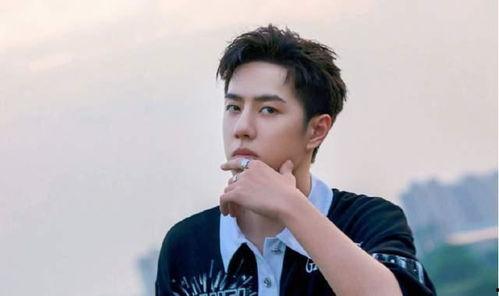 圈内八卦爆料博主是谁呀,圈内八卦爆料博主的真实身份大起底!  第3张 圈内八卦爆料博主是谁呀,圈内八卦爆料博主的真实身份大起底!  第3张