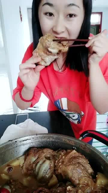 大馋丫头娱乐吃瓜酱,揭秘娱乐圈幕后故事  第2张 大馋丫头娱乐吃瓜酱,揭秘娱乐圈幕后故事  第2张