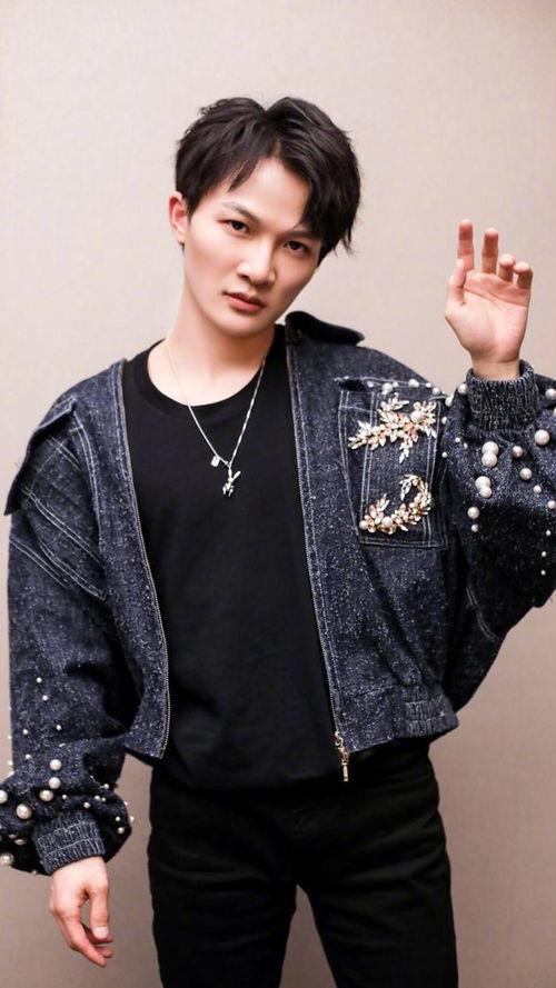 爆料娱乐圈周深,娱乐圈的神秘声音,揭秘他的音乐之路