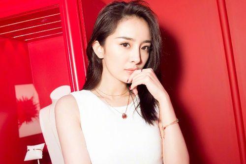 娱乐爆料杨幂,揭秘她的生活点滴与影视事业新动向  第2张 娱乐爆料杨幂,揭秘她的生活点滴与影视事业新动向  第2张